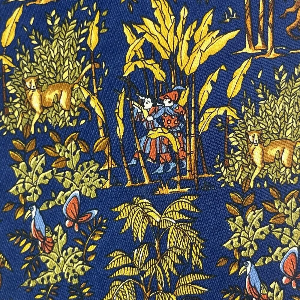 Salvatore Ferragamo Men’s 100%Silk Tie Hunting Jungle Print Navy Blue, Italy